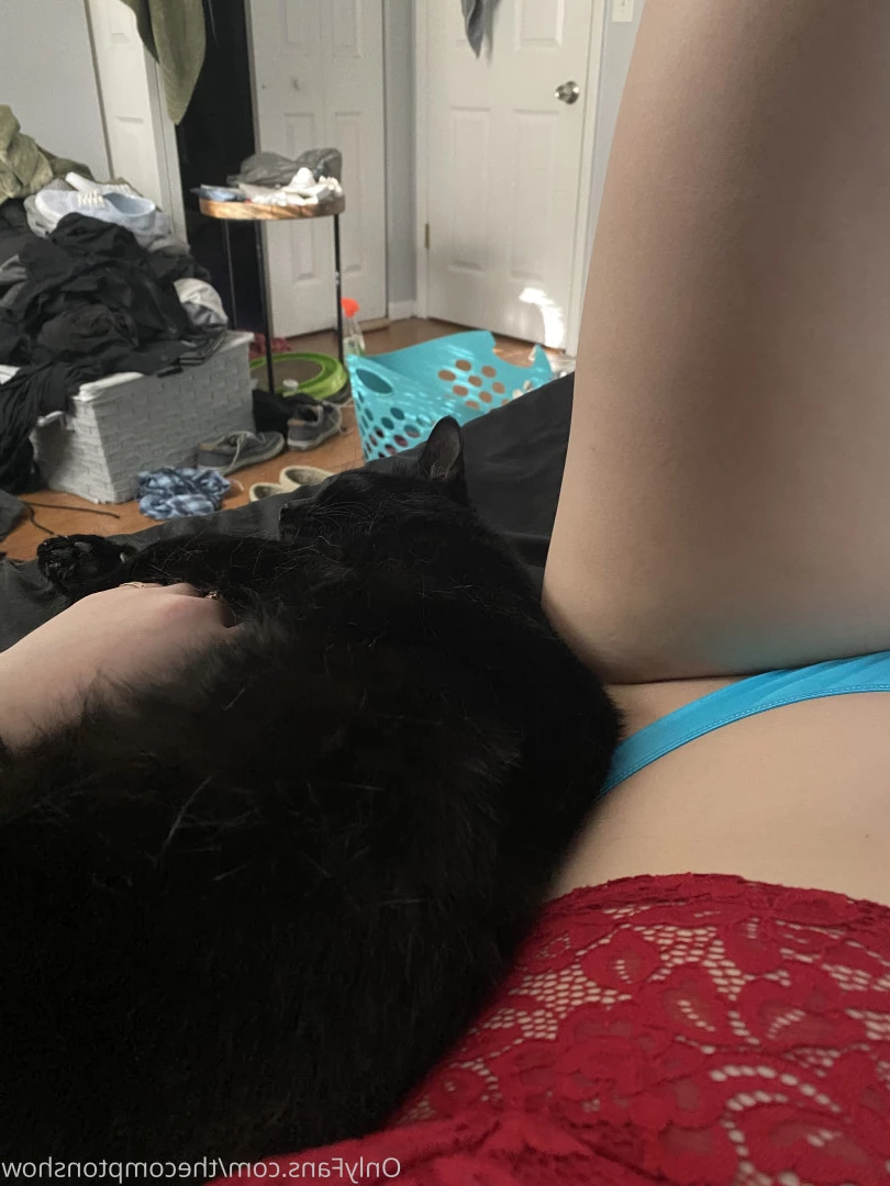 Alex Arabella  (ﾉ◕ヮ◕)ﾉ*:･ﾟ✧ [ alexarabellaa ] Onlyfans leaked photo 8858883 on Hotleaks.tv