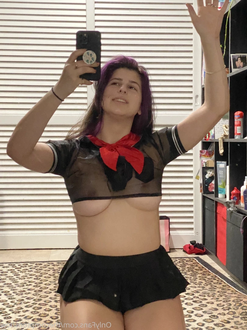 Alex Arabella  (ﾉ◕ヮ◕)ﾉ*:･ﾟ✧ [ alexarabellaa ] Onlyfans leaked photo 8861166 on Hotleaks.tv