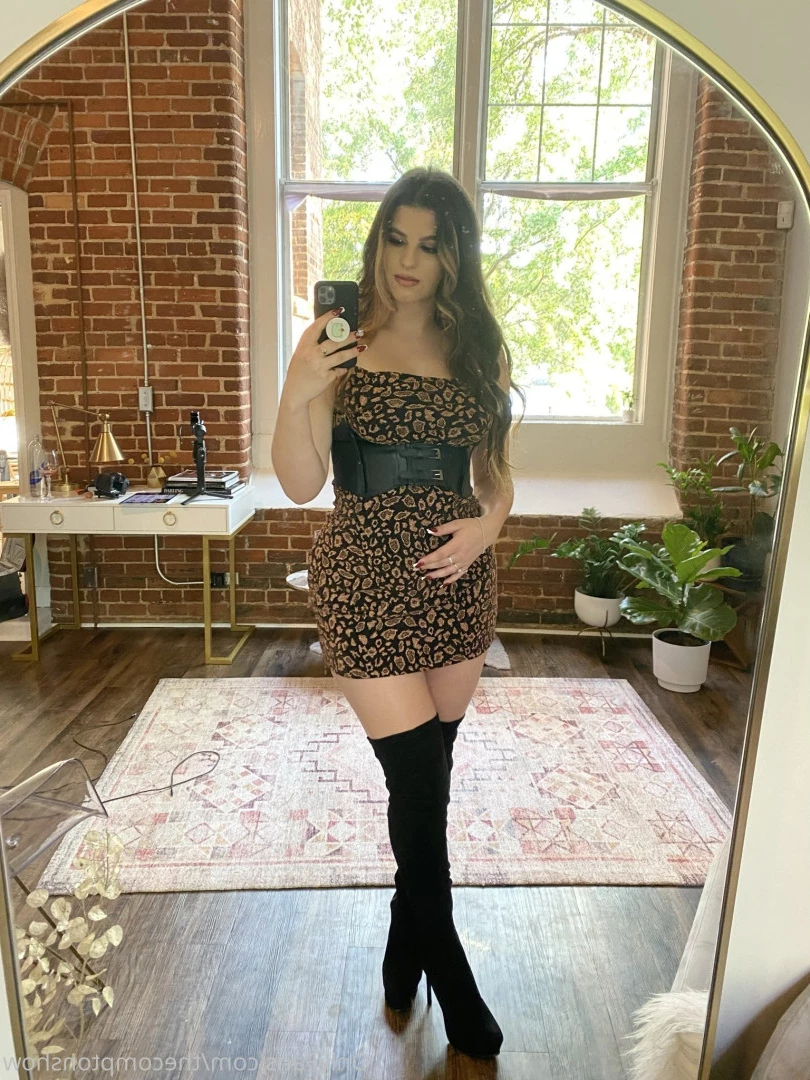 Alex Arabella  (ﾉ◕ヮ◕)ﾉ*:･ﾟ✧ [ alexarabellaa ] Onlyfans leaked photo 8861474 on Hotleaks.tv