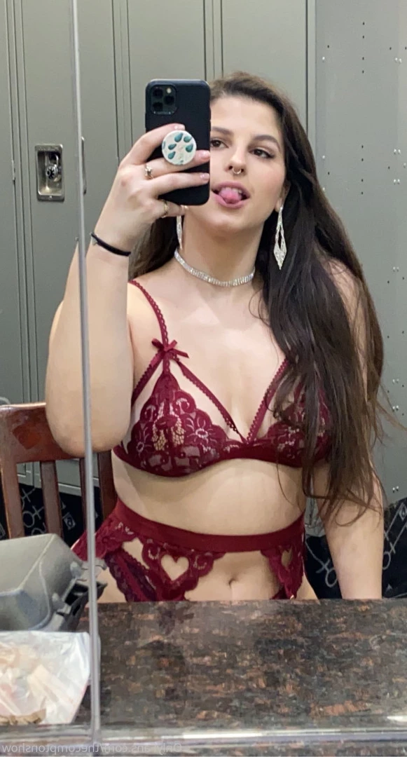Alex Arabella  (ﾉ◕ヮ◕)ﾉ*:･ﾟ✧ [ alexarabellaa ] Onlyfans leaked photo 8862038 on Hotleaks.tv