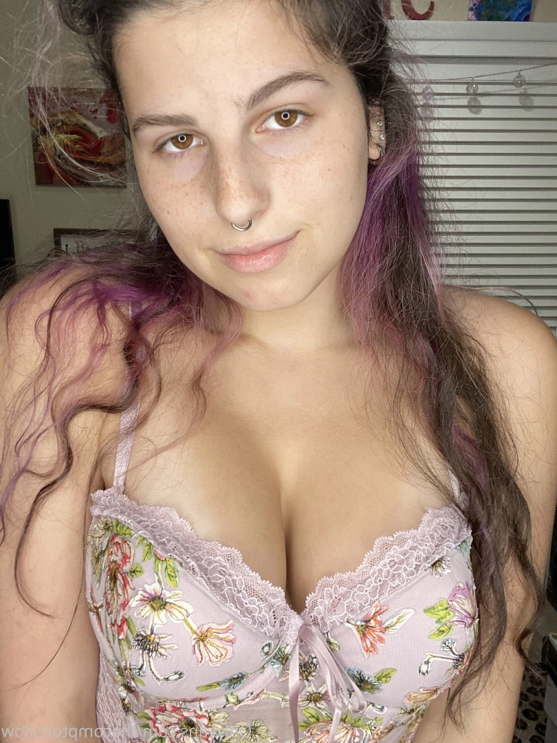 Alex Arabella  (ﾉ◕ヮ◕)ﾉ*:･ﾟ✧ [ alexarabellaa ] Onlyfans leaked photo 8864105 on Hotleaks.tv