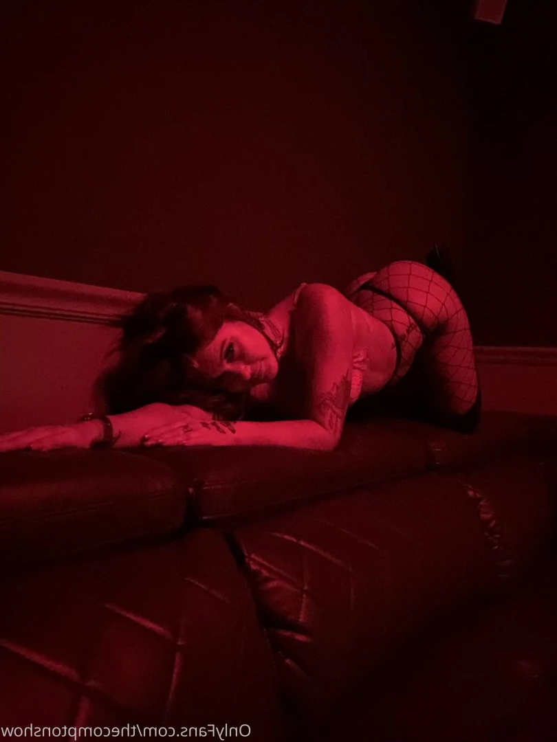 Alex Arabella  (ﾉ◕ヮ◕)ﾉ*:･ﾟ✧ [ alexarabellaa ] Onlyfans leaked photo 8866021 on Hotleaks.tv