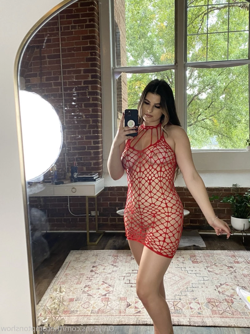 Alex Arabella  (ﾉ◕ヮ◕)ﾉ*:･ﾟ✧ [ alexarabellaa ] Onlyfans leaked photo 8866909 on Hotleaks.tv
