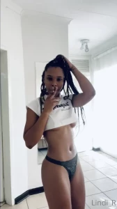 1405615