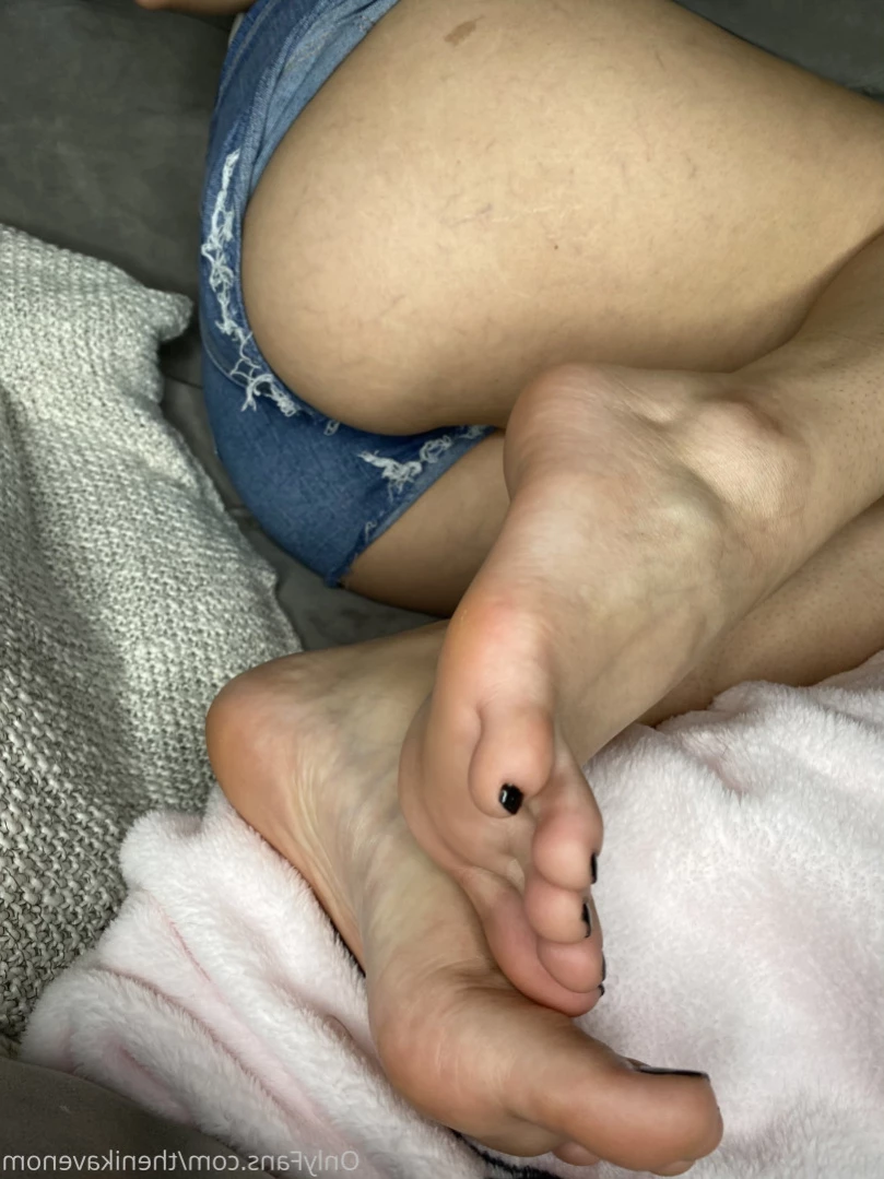 Nika Venom 🦋🌙 [ thenikavenom ] Onlyfans leaked photo 13602601 on Hotleaks.tv