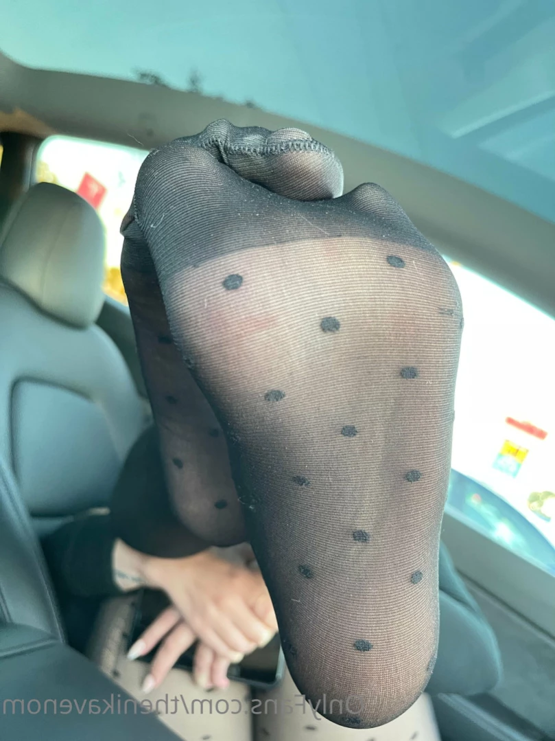 Nika Venom 🦋🌙 [ thenikavenom ] Onlyfans leaked photo 13619825 on Hotleaks.tv