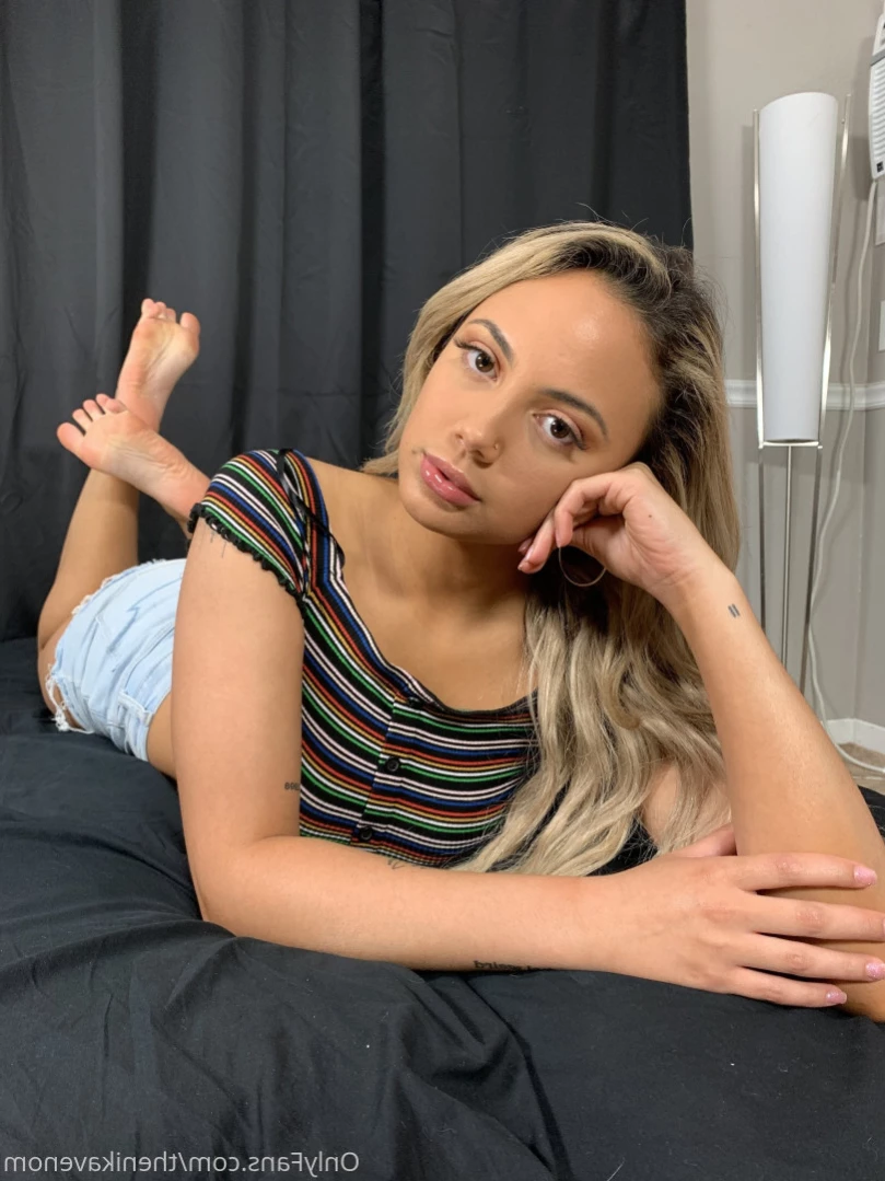 Nika Venom 🦋🌙 [ thenikavenom ] Onlyfans leaked photo 13621209 on Hotleaks.tv