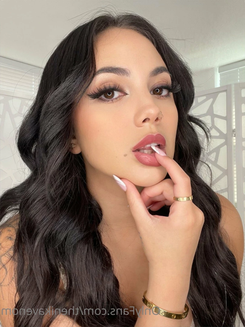 Nika Venom 🦋🌙 [ thenikavenom ] Onlyfans leaked photo 15100731 on Hotleaks.tv