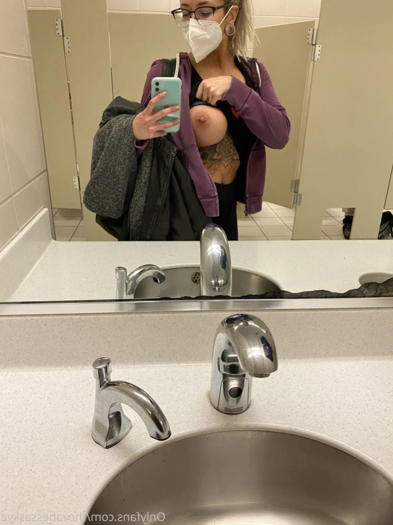 Vanessa Skye [ thevanessaskye ] Onlyfans leaked photo 15349242 on Hotleaks.tv