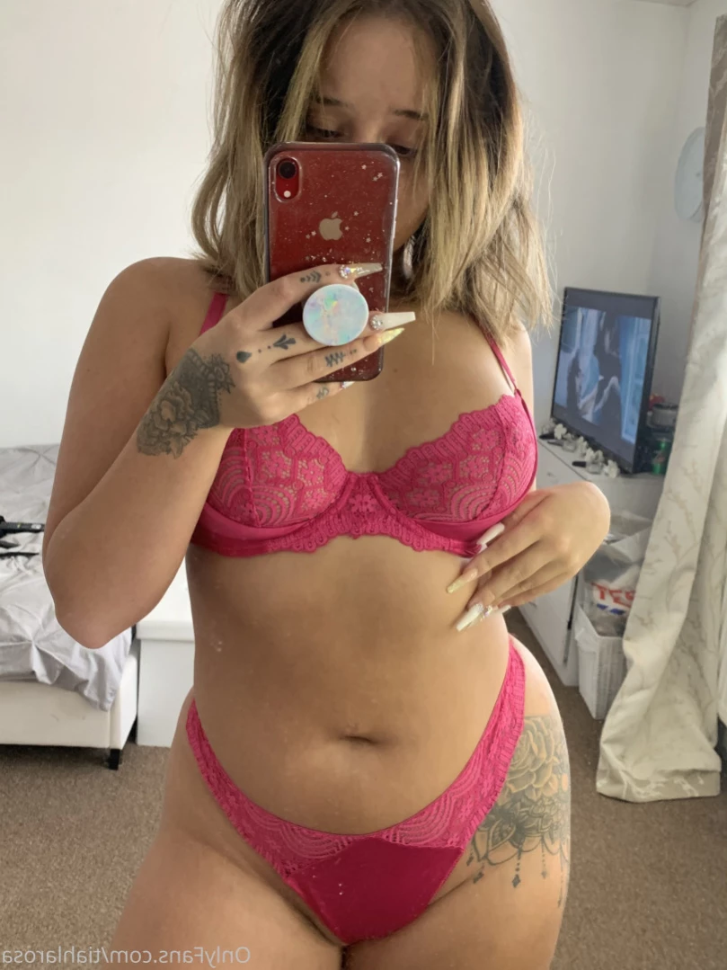 Miss La Rosa [ tiahlarosa ] Onlyfans leaked photo 11488105 on Hotleaks.tv