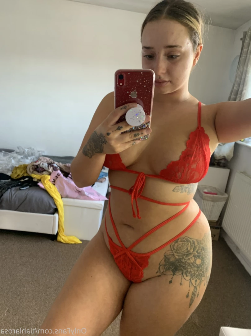 Miss La Rosa [ tiahlarosa ] Onlyfans leaked photo 13361825 on Hotleaks.tv