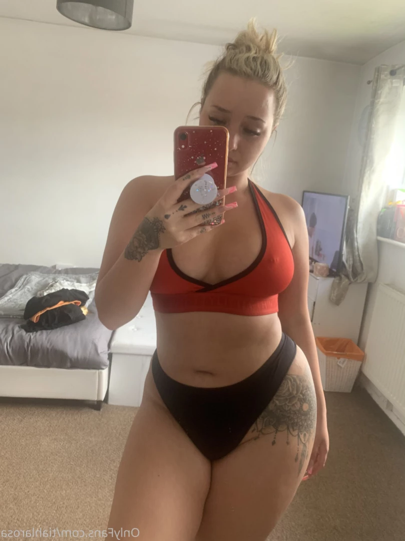 Miss La Rosa [ tiahlarosa ] Onlyfans leaked photo 14312900 on Hotleaks.tv