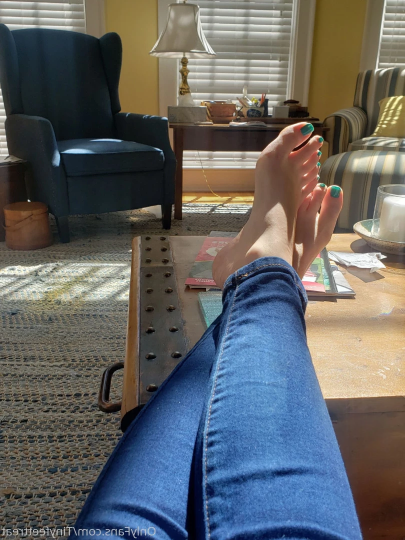 tinyfeettreat Onlyfans leaked photo 15346692 on Hotleaks.tv
