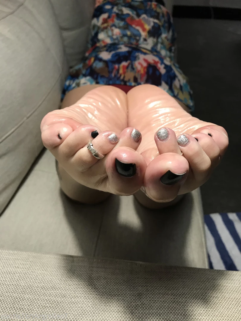 Lexi - Toe Rings and Tattoos [ toeringsandtats ] Onlyfans leaked photo 8827976 on Hotleaks.tv