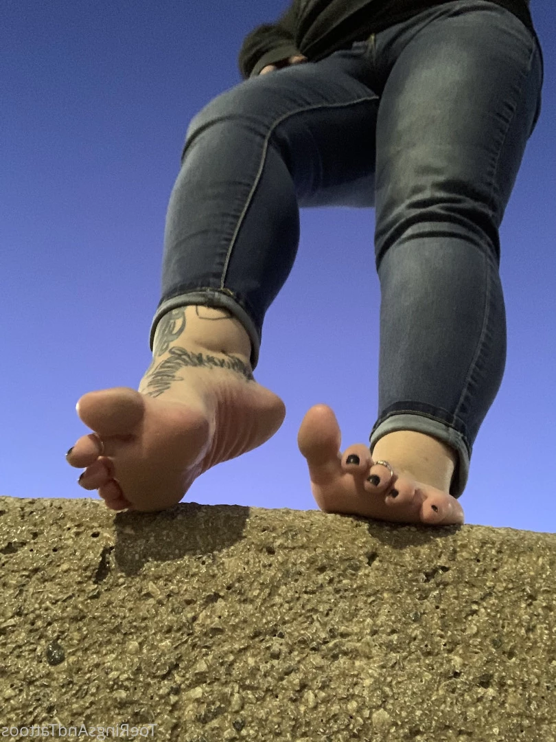 Lexi - Toe Rings and Tattoos [ toeringsandtats ] Onlyfans leaked photo 8840154 on Hotleaks.tv