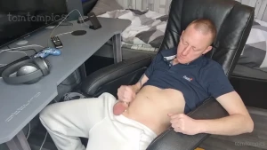 tomtompics Onlyfans leaked video 7933413 on Hotleaks.tv