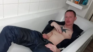 tomtompics Onlyfans leaked video 7933520 on Hotleaks.tv