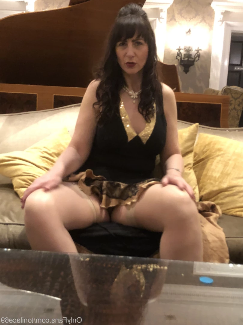 toni lace [ tonilace69 ] Onlyfans leaked photo 12700719 on Hotleaks.tv