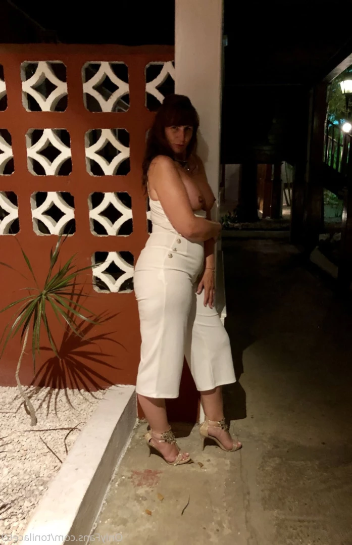 toni lace [ tonilace69 ] Onlyfans leaked photo 13499446 on Hotleaks.tv