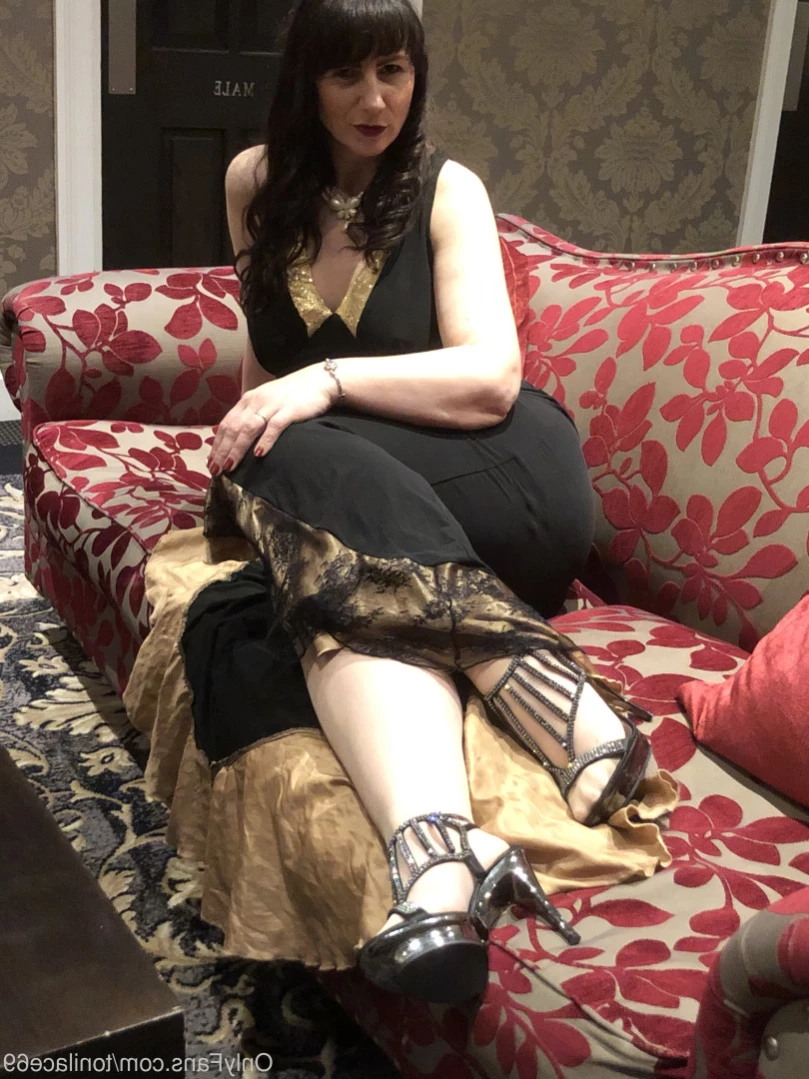 toni lace [ tonilace69 ] Onlyfans leaked photo 13501909 on Hotleaks.tv