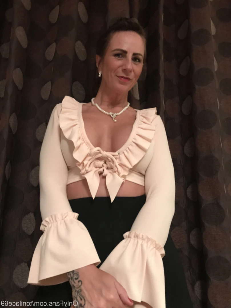 toni lace [ tonilace69 ] Onlyfans leaked photo 13508253 on Hotleaks.tv