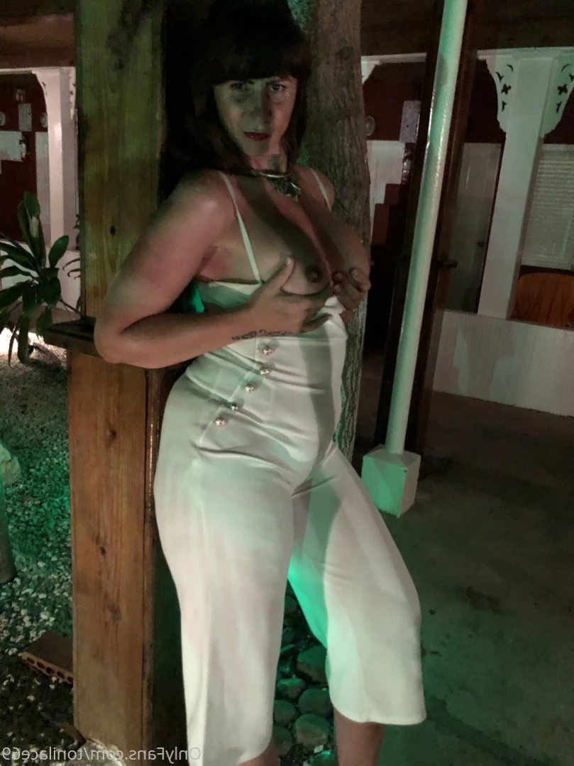 toni lace [ tonilace69 ] Onlyfans leaked photo 13509378 on Hotleaks.tv