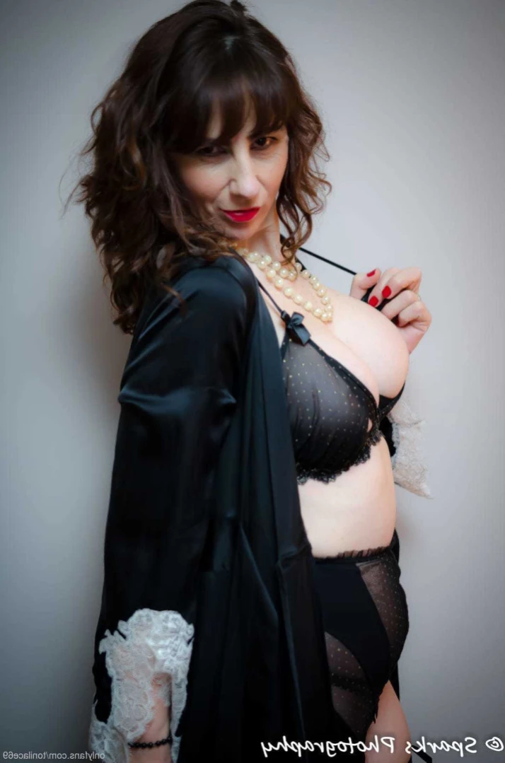 toni lace [ tonilace69 ] Onlyfans leaked photo 13513500 on Hotleaks.tv