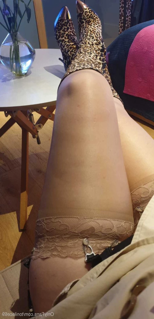 toni lace [ tonilace69 ] Onlyfans leaked photo 13517143 on Hotleaks.tv