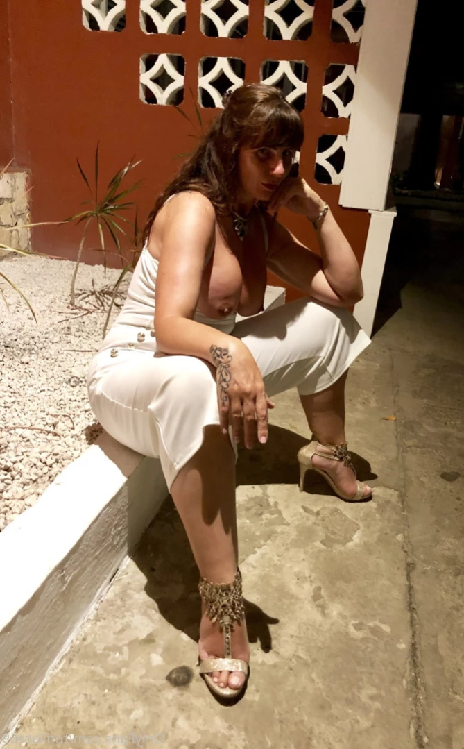 toni lace [ tonilace69 ] Onlyfans leaked photo 13517919 on Hotleaks.tv