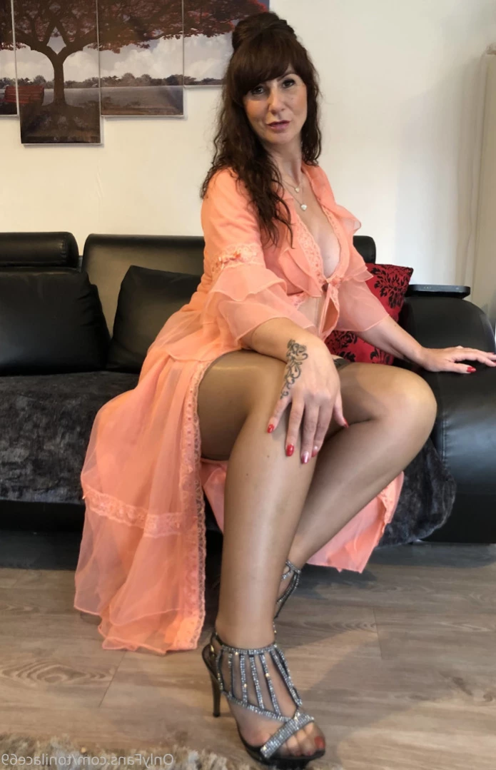 toni lace [ tonilace69 ] Onlyfans leaked photo 13518273 on Hotleaks.tv