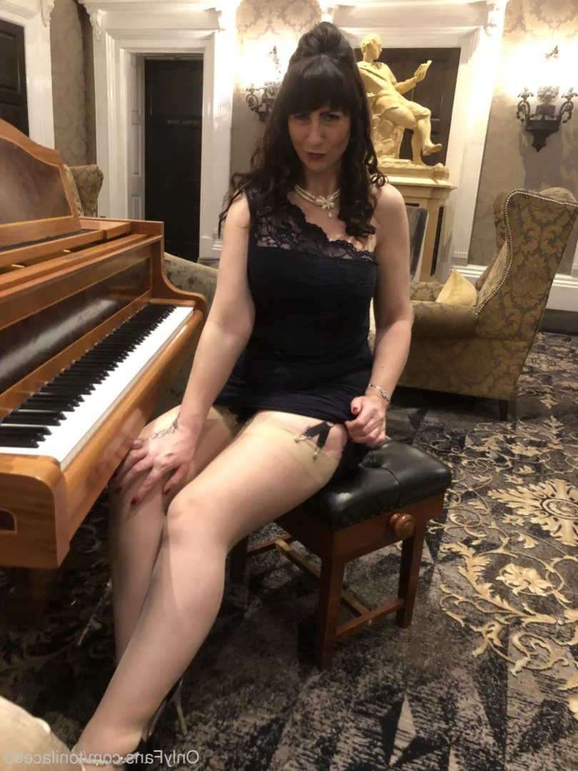 toni lace [ tonilace69 ] Onlyfans leaked photo 13519993 on Hotleaks.tv