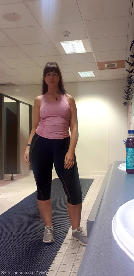 toni lace [ tonilace69 ] Onlyfans leaked photo 13735151 on Hotleaks.tv
