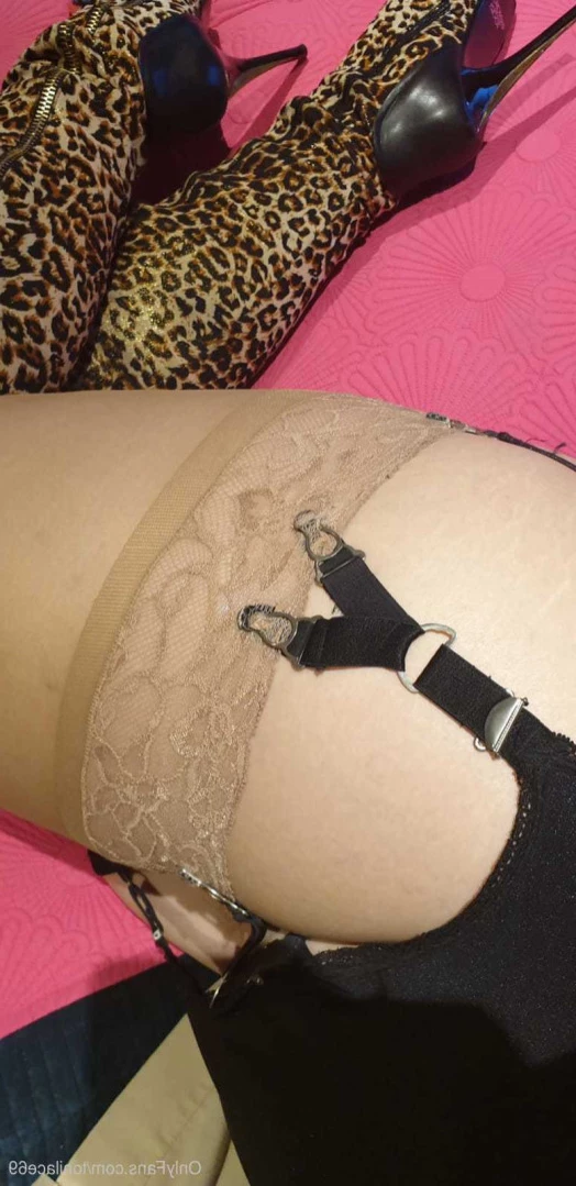 toni lace [ tonilace69 ] Onlyfans leaked photo 14348618 on Hotleaks.tv