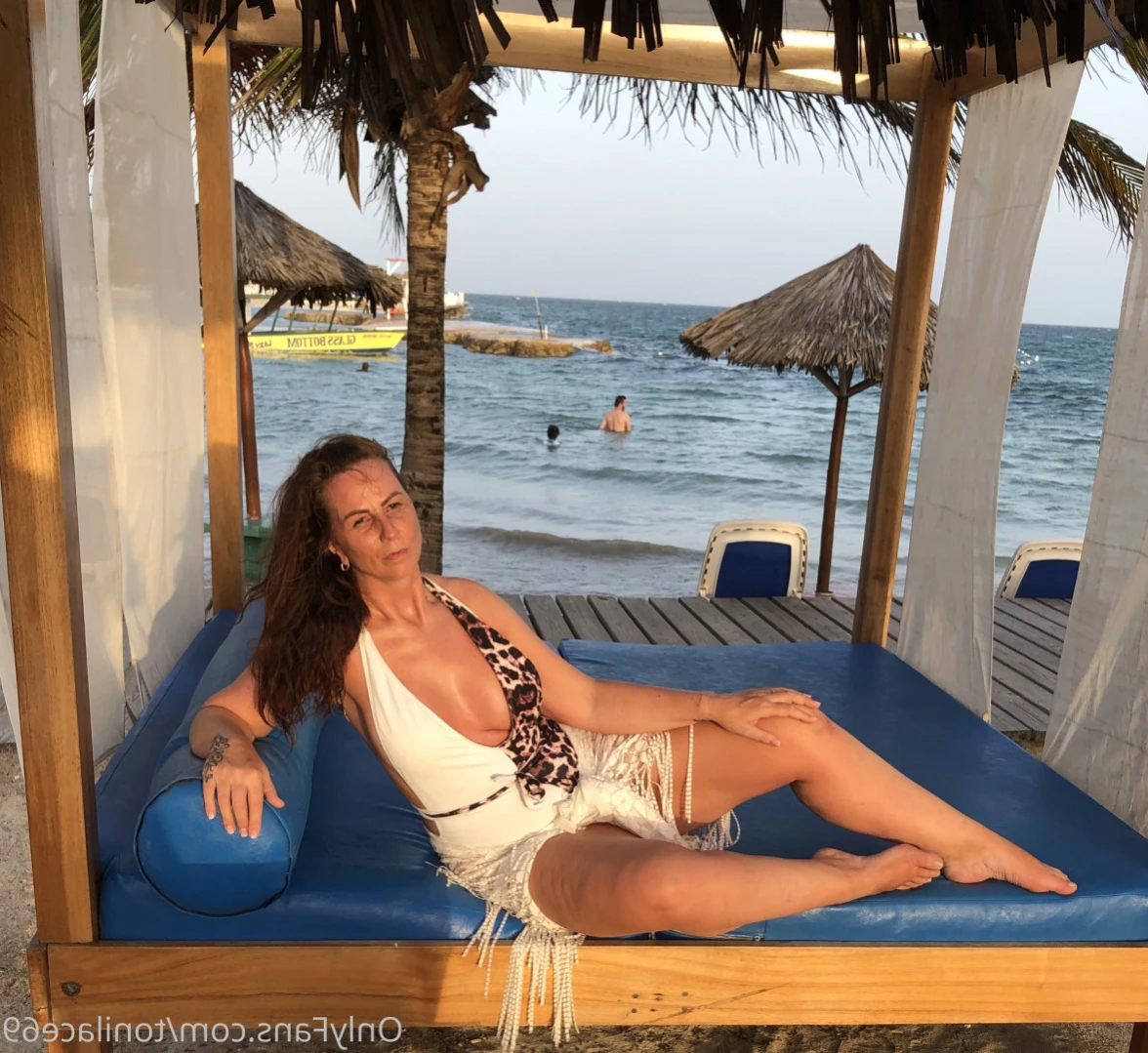 toni lace [ tonilace69 ] Onlyfans leaked photo 14636818 on Hotleaks.tv