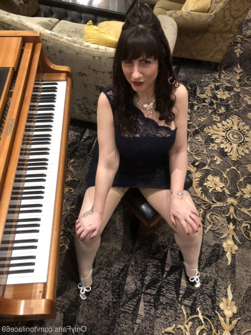 toni lace [ tonilace69 ] Onlyfans leaked photo 15162153 on Hotleaks.tv
