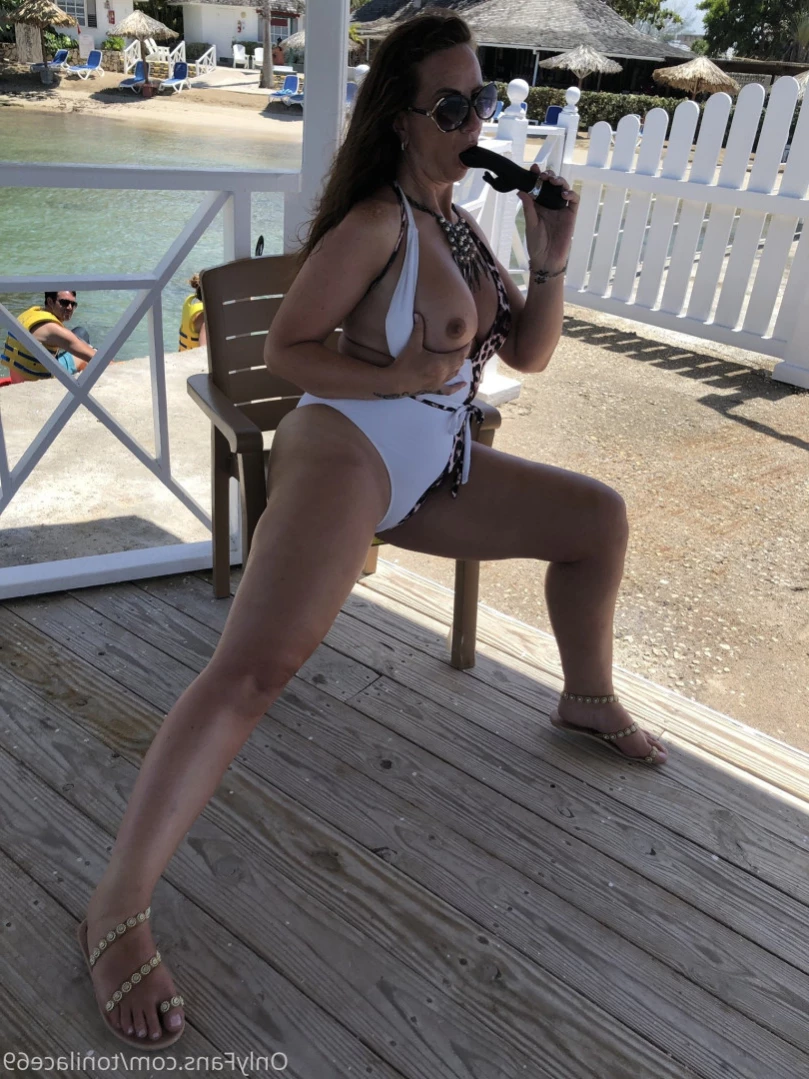 toni lace [ tonilace69 ] Onlyfans leaked photo 15346637 on Hotleaks.tv
