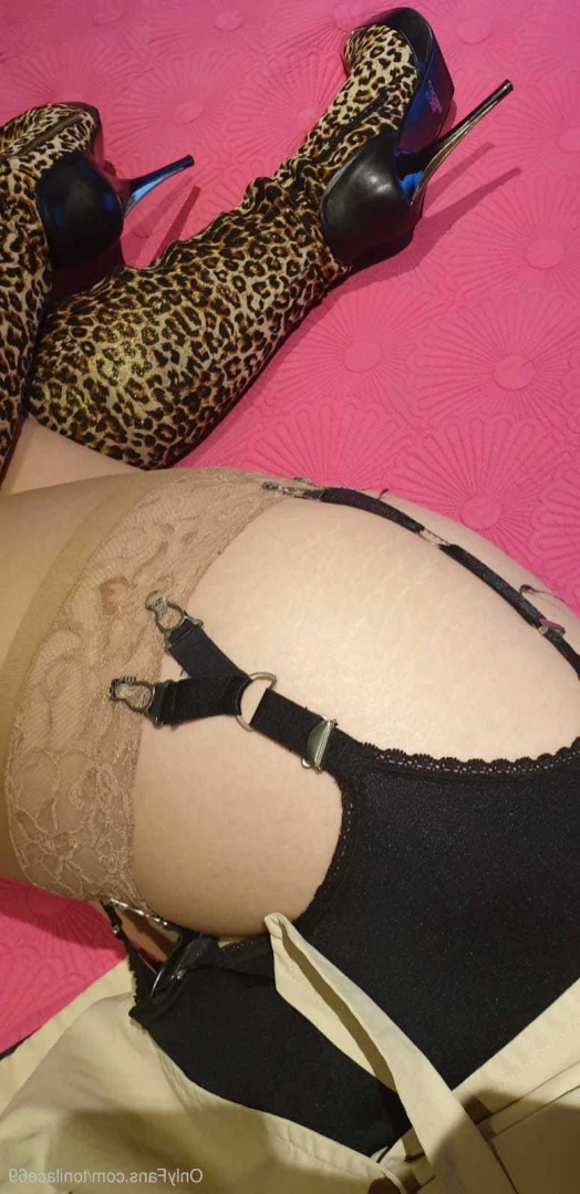 toni lace [ tonilace69 ] Onlyfans leaked photo 16124434 on Hotleaks.tv
