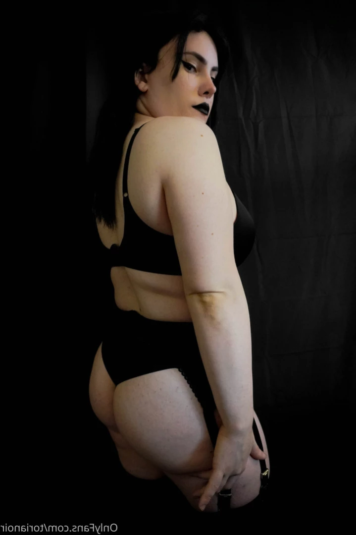 Toriana [ torianoir ] Onlyfans leaked photo 12210710 on Hotleaks.tv