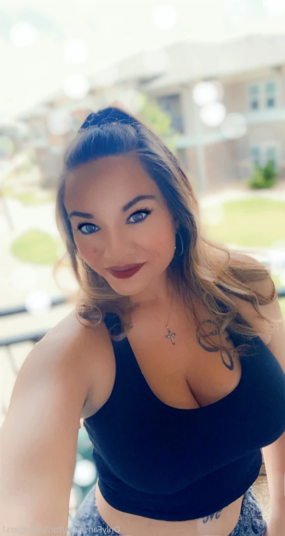 💋Tori Lyn💋 [ torilynrodgers1 ] Onlyfans leaked photo 15952942 on Hotleaks.tv