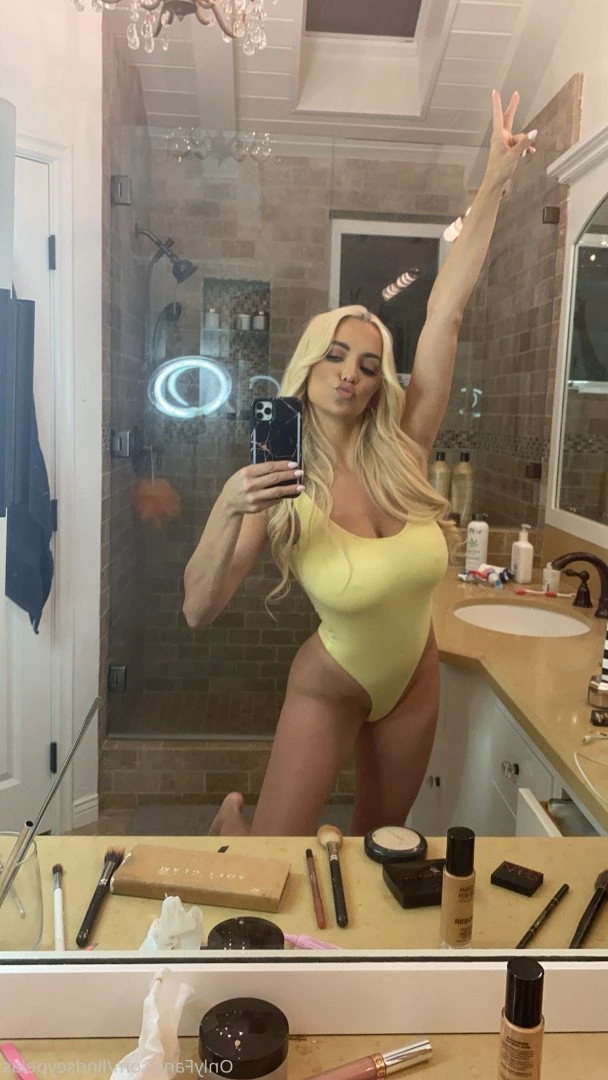 Lindsey Pelas [ lindseypelas ] Onlyfans leaked photo 3748303 on Hotleaks.tv