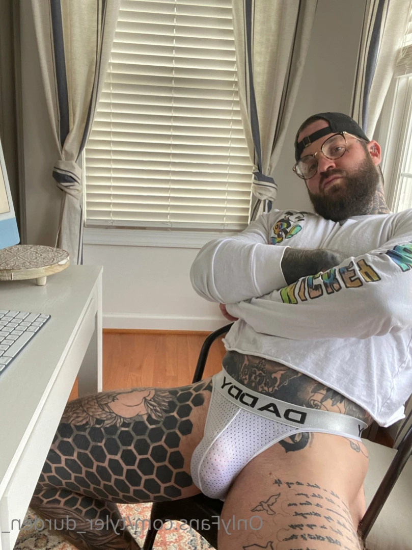 Durden [ tattoosaredumb ] Onlyfans leaked photo 11014975 on Hotleaks.tv
