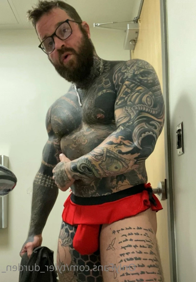 Durden [ tattoosaredumb ] Onlyfans leaked photo 11960098 on Hotleaks.tv
