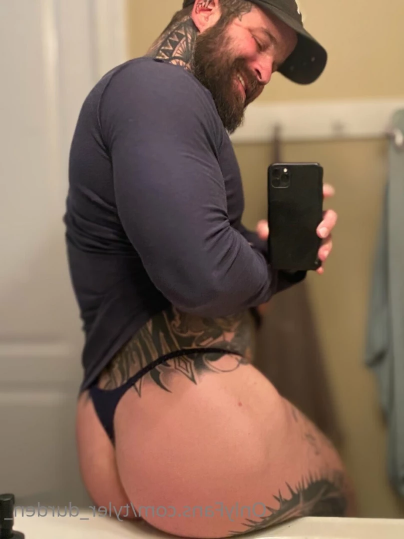 Durden [ tattoosaredumb ] Onlyfans leaked photo 12034442 on Hotleaks.tv