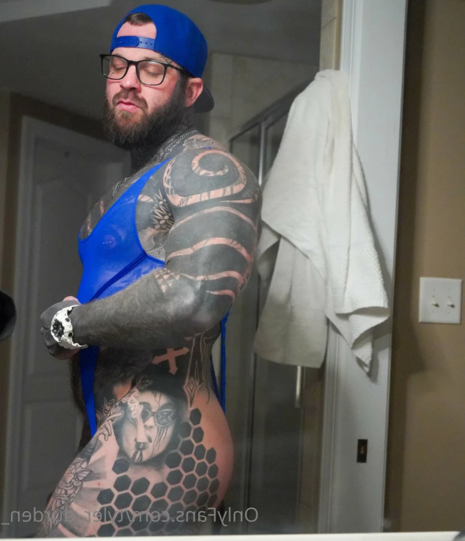 Durden [ tattoosaredumb ] Onlyfans leaked photo 12287743 on Hotleaks.tv