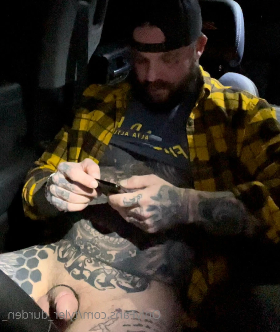Durden [ tattoosaredumb ] Onlyfans leaked photo 12515956 on Hotleaks.tv