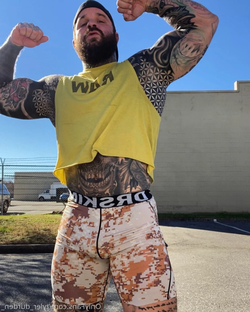 Durden [ tattoosaredumb ] Onlyfans leaked photo 12844556 on Hotleaks.tv