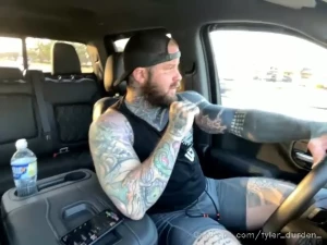 Durden [ tattoosaredumb ] Onlyfans leaked video 13480570 on Hotleaks.tv