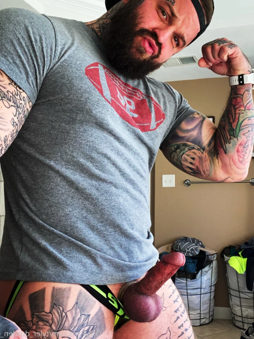 Durden [ tattoosaredumb ] Onlyfans leaked photo 13506371 on Hotleaks.tv