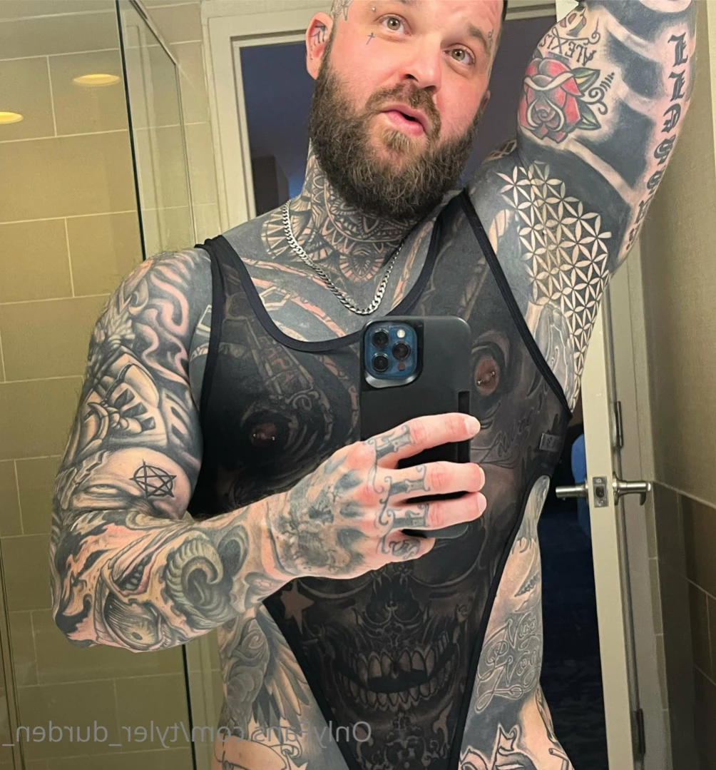 Durden [ tattoosaredumb ] Onlyfans leaked photo 13506573 on Hotleaks.tv