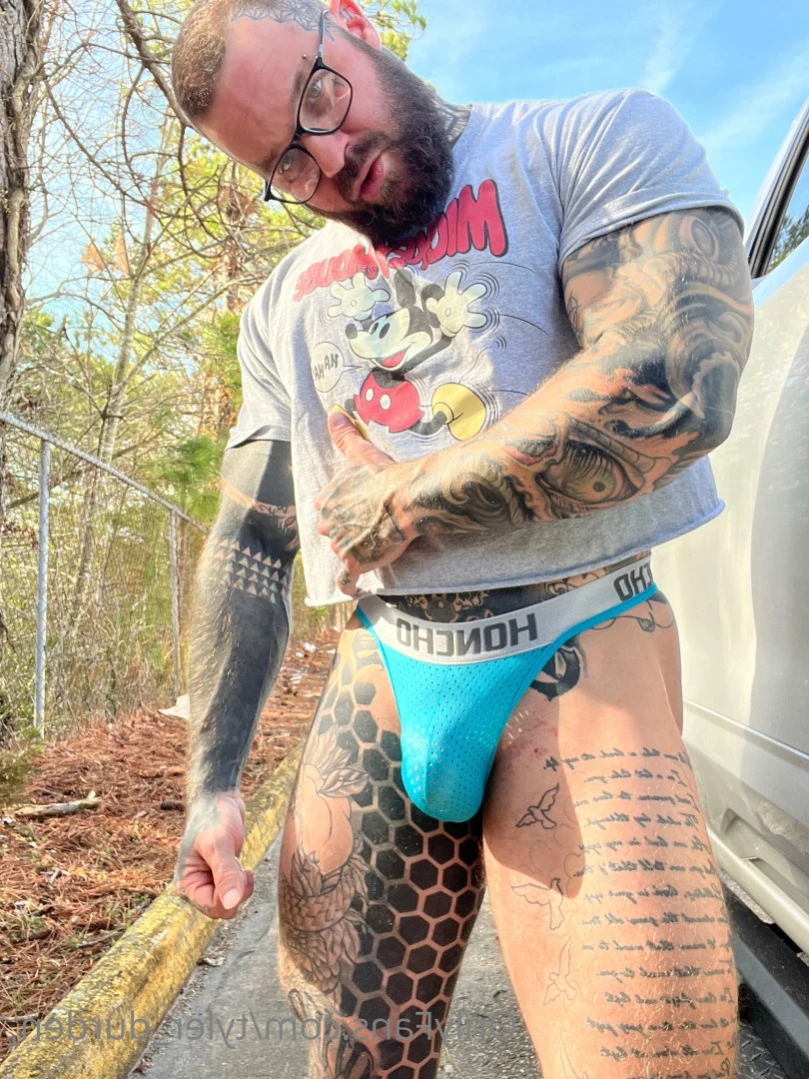 Durden [ tattoosaredumb ] Onlyfans leaked photo 13506790 on Hotleaks.tv